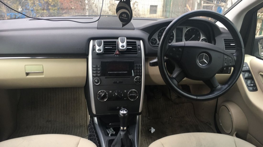 Aeroterma Mercedes A-CLASS W169 2005 Limuzina A180