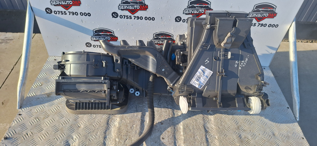 Aeroterma tulumba habitaclu Volkswagen Caddy 4 (2015-2020) 2.0 Motorina 2020, 2K5820003AP