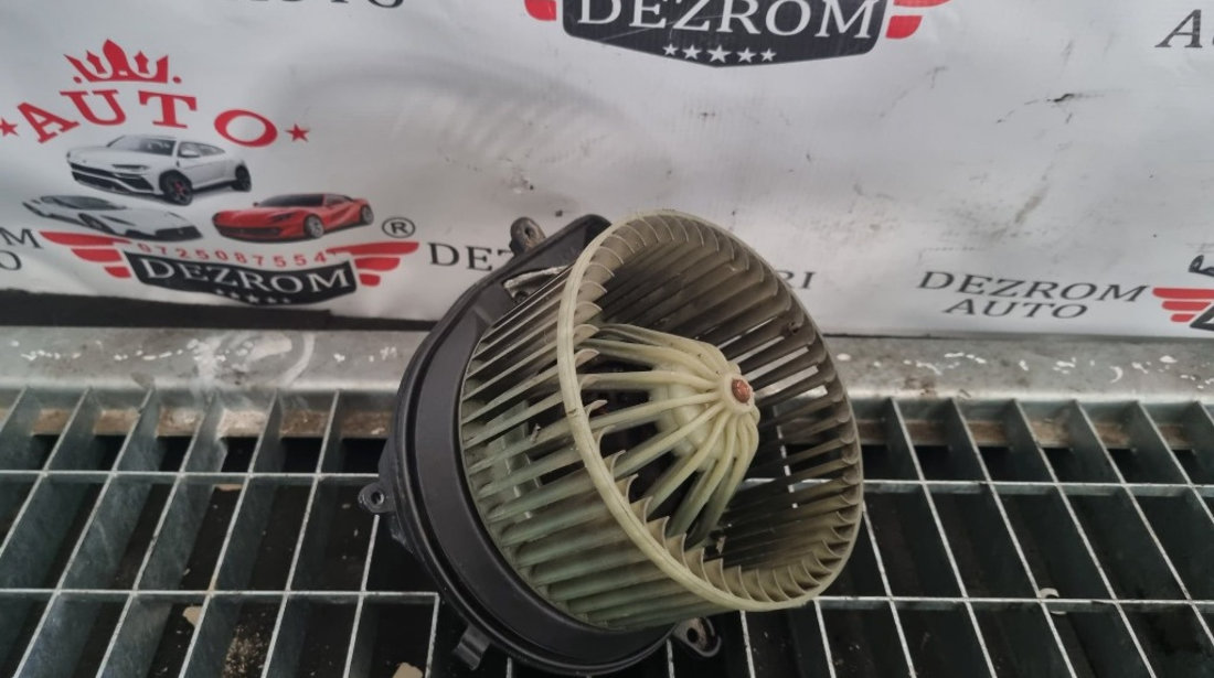 Aeroterma / Ventilator habitaclu Audi A4 B5 1.6i 102cp cod piesa : 8D1820021