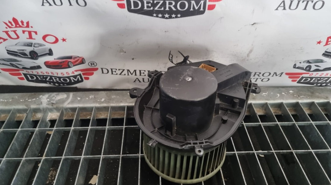 Aeroterma / Ventilator habitaclu Audi A4 B5 1.8 T 170cp cod piesa : 8D1820021