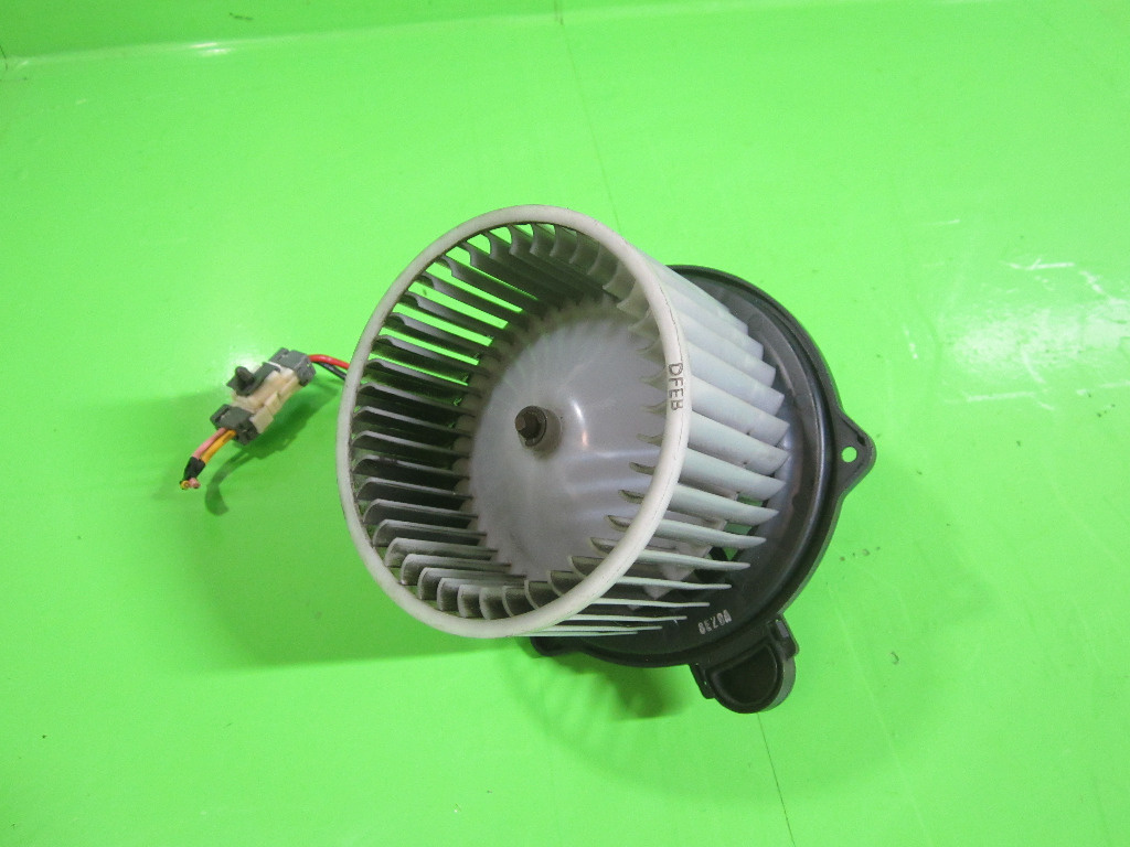AEROTERMA / VENTILATOR HABITACLU HYUNDAI I30 FD FAB. 2007 - 2012 ⭐⭐⭐⭐⭐