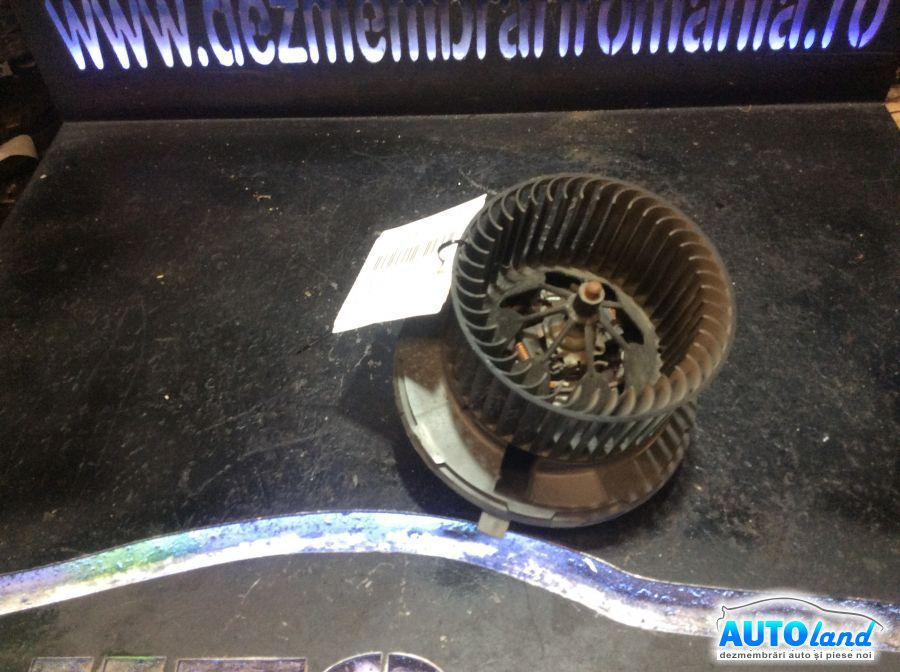 Aeroterma ventilator Habitaclu Incalzire 1k1819015 Volkswagen GOLF V 1K1 2003