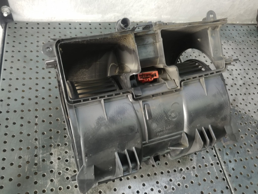 Aeroterma ventilator habitaclu renault megane 3 t1001188g