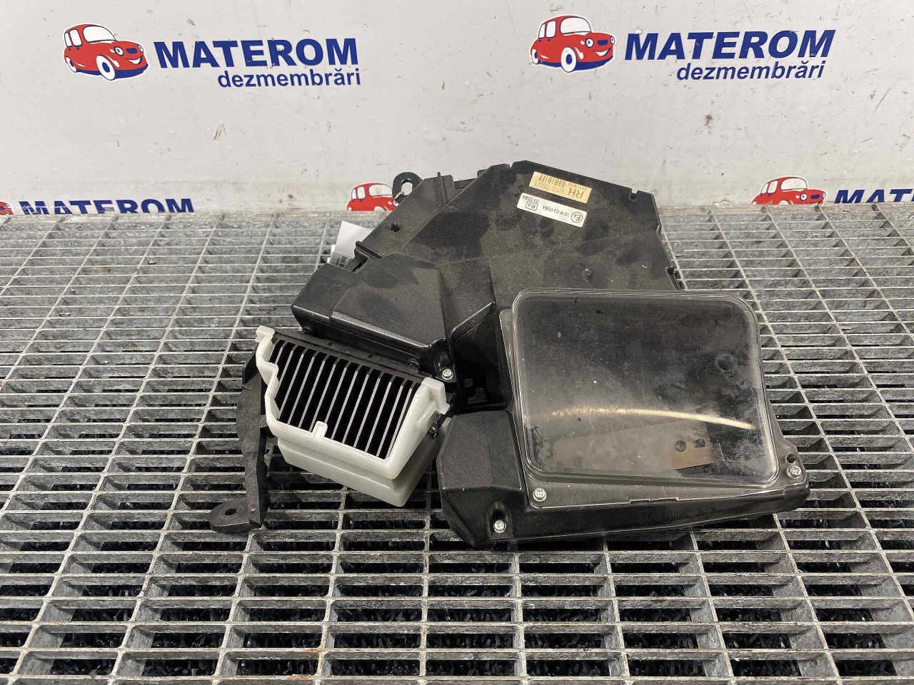 AFISAJ BORD TOYOTA PRIUS PRIUS - - (2009 2015)