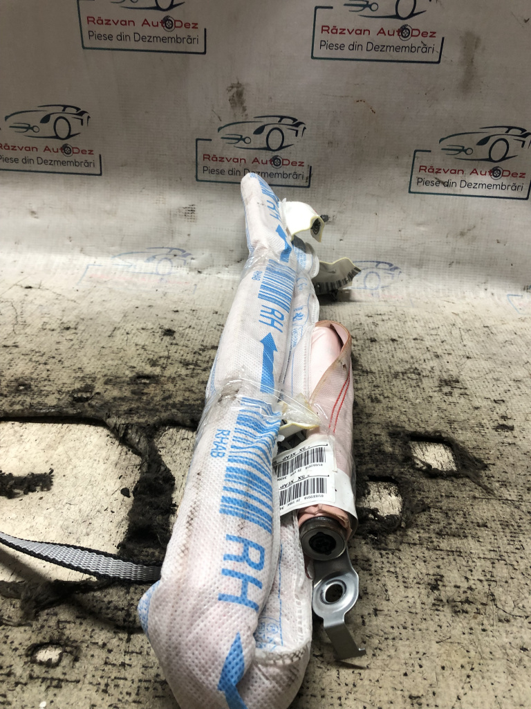 Airbag cortina dreapta Citroen C3 1.2 Benzina 2017, 981185798