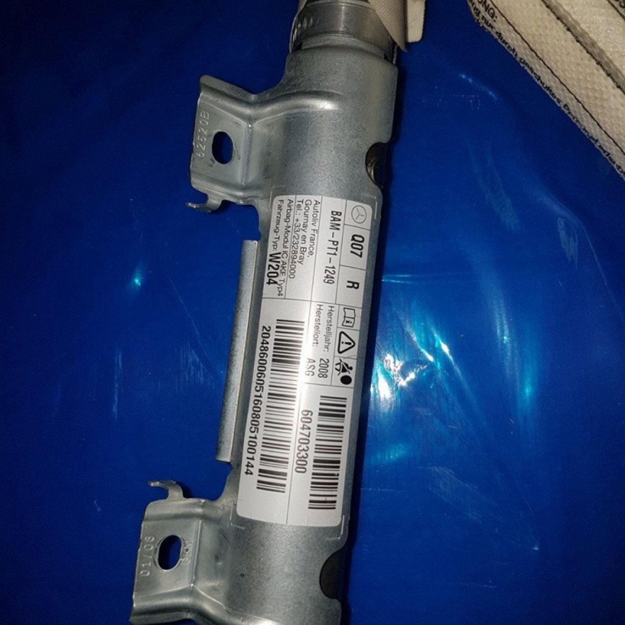 Airbag cortina dreapta cod 604703300 mercedes c-classe w204