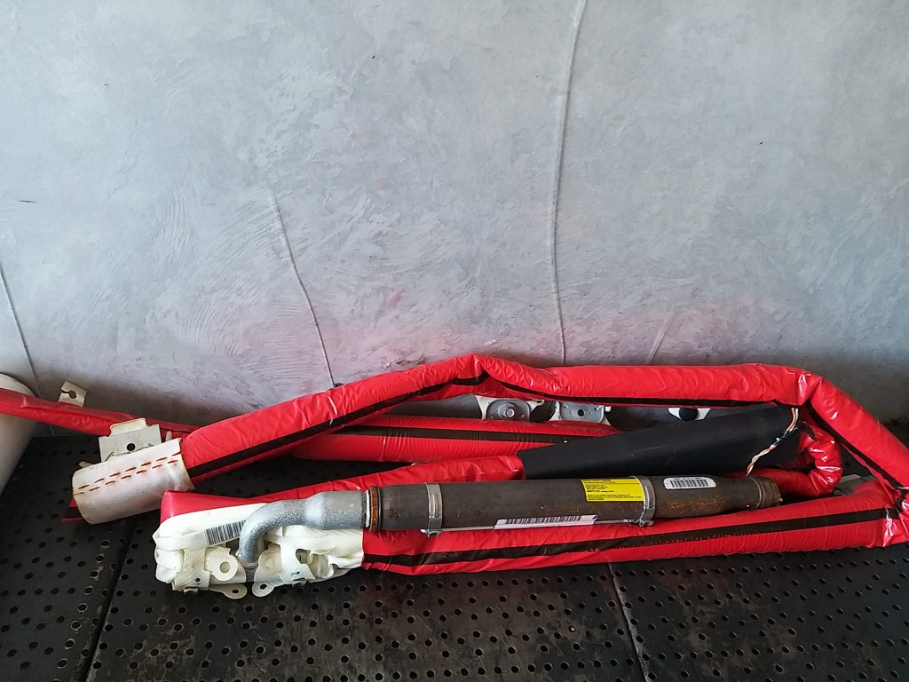 Airbag cortina dreapta dodge journey p52029350ad