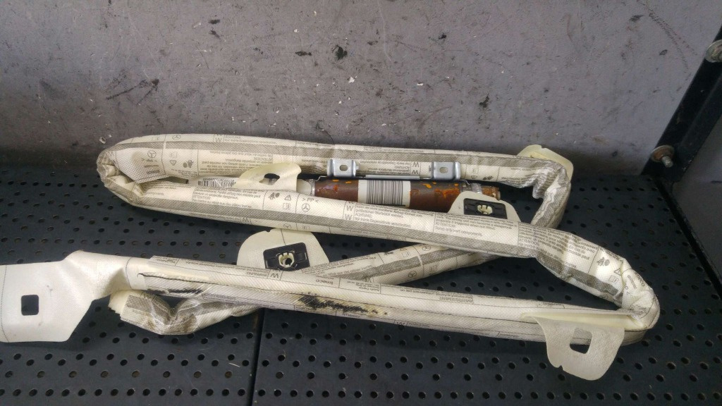 Airbag cortina dreapta mercedes c class w204 604703300
