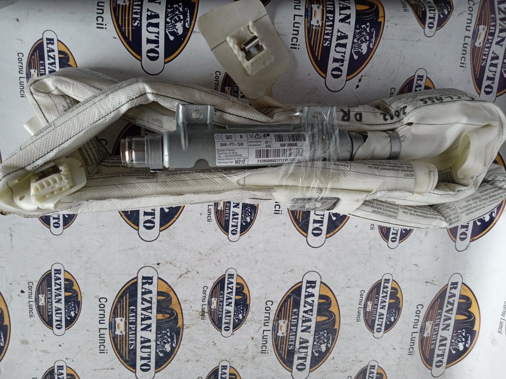 Airbag cortina dreapta Mercedes E-Class 2012, 608740000