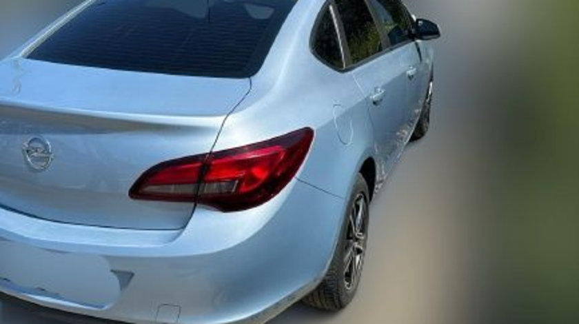 Airbag cortina lateral Opel Astra J sedan berlina limuzina notchback