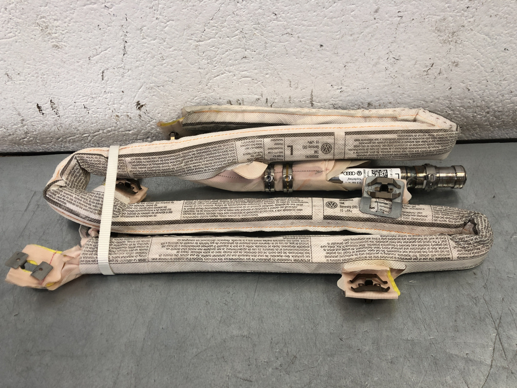 Airbag cortina stanga Volkswagen CC Facelift sedan 2013 (3C8880741)