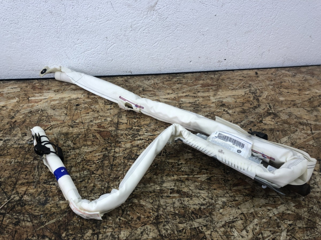 Airbag cortina stanga VW Golf 6 sedan 2010 (5K6880741D)