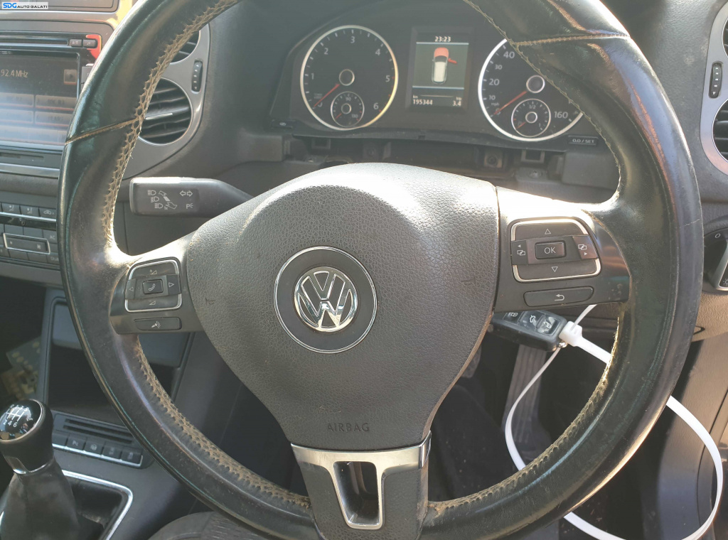 Airbag de pe Volan 3 Spite Volkswagen Tiguan FL Facelift 20011 - 2015 [K3849]