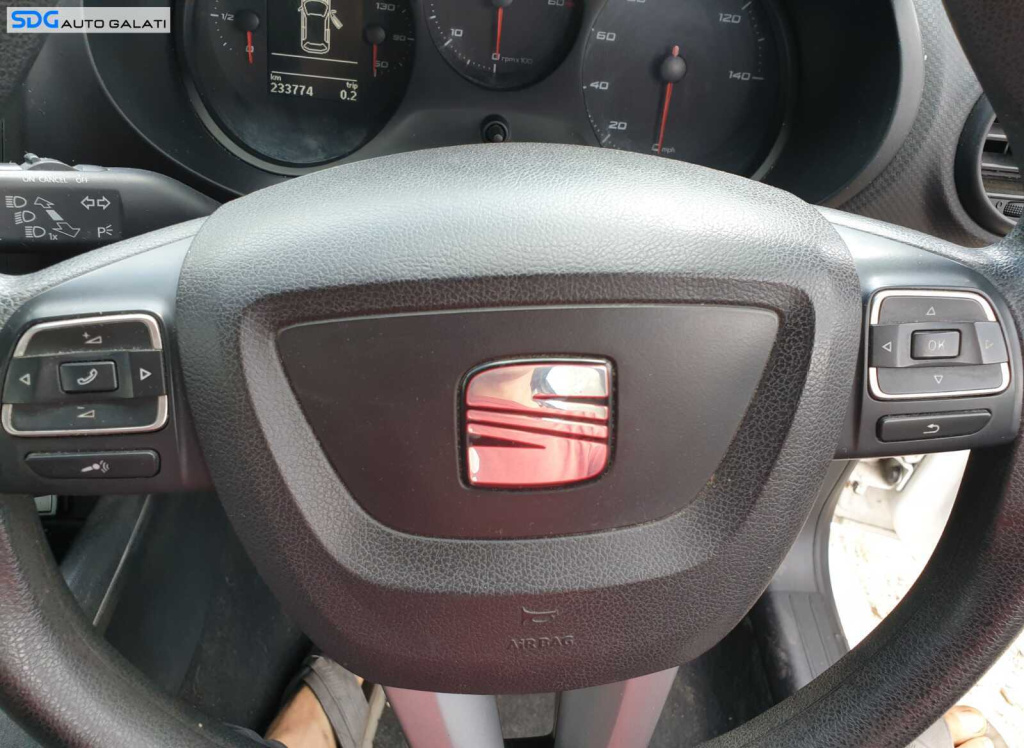 Airbag de pe Volan Modelul cu Comenzi Seat Toledo 4 2013 - 2015 Cod 5P0880201AN