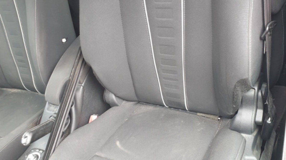 Airbag din Scaun Stanga Fata Sofer Renault Megane 3 2008 - 2015 [C3358]
