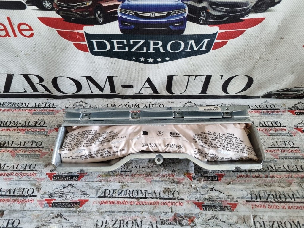 Airbag genunchi Mercedes-Benz E-Class Coupe (C207) cod piesa : A2048601902