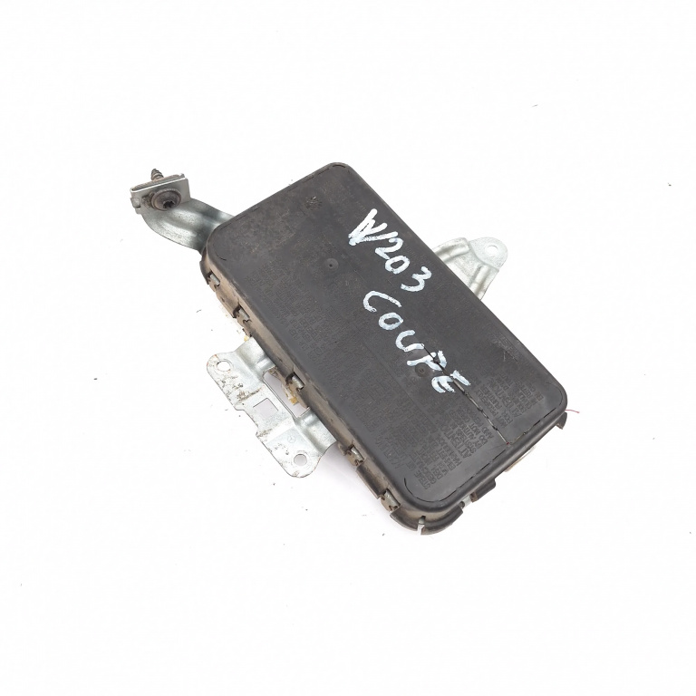 Airbag Lateral Mercedes-Benz C-Class (W203) 2000-2007 Portiera Spate Dreapta A2038600205, A 203 860 02 05, 1002403910542, 3000 4165 B, 30004165B, 0027 02018 1F 1693 9, 0027020181F16939 Trw