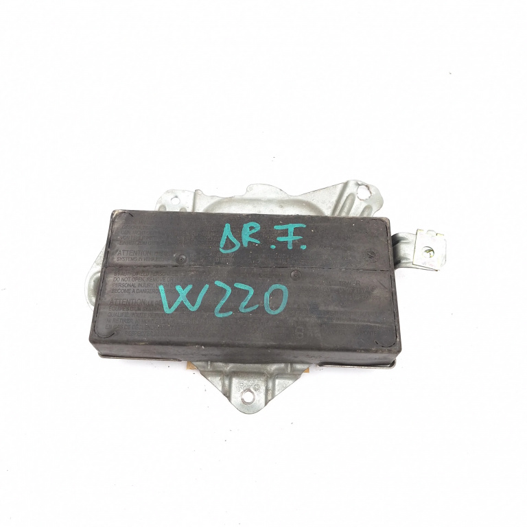 Airbag Lateral Mercedes-Benz S-Class (W220) 1998-2005 Portiera Fata Dreapta A2208600405, A 220 860 04 05, A 220 860 0405, 554717200058, 0006 3243 F, 0006 3243F, 00063243F, 007 00341 14 2821 5, 007 00341 14 28215, 007003411428215, 0027 00341 14 2821 5