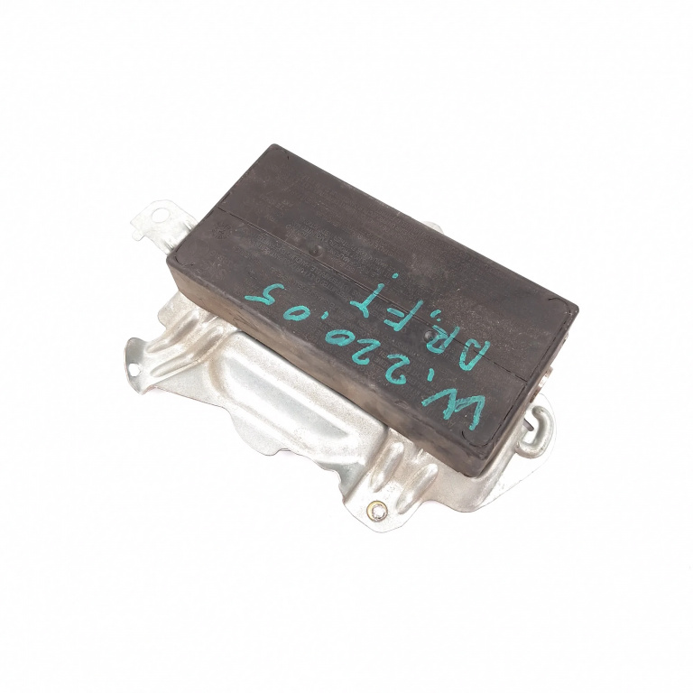 Airbag Lateral Mercedes-Benz S-Class (W220) 1998-2005 Portiera Fata Dreapta A2208600405, A 220 860 04 05, 00063243G, 0006 3243 G, 10081326805S4, 00062147F, 0006 2147 F, 0027040911405731, 0027 04091 14 0573 1, 2Xl02U0770610 Trw