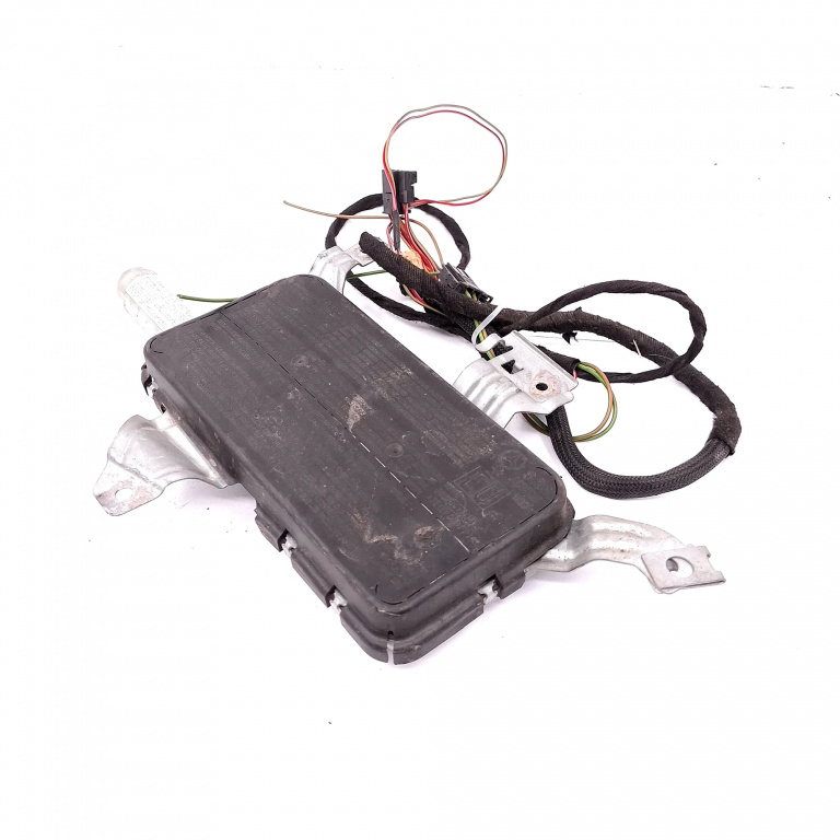 Airbag Lateral Portiera Dreapta Fata Mercedes-Benz C-Class (W203) 2000-2007 A2038602605, 30320418C, Bampt10614, 30320417C, 086389650, 557452830218 Trw