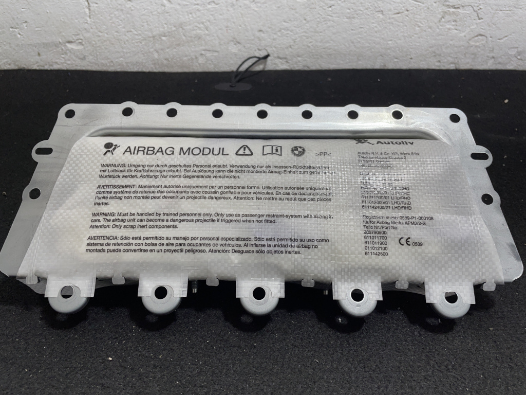 Airbag pasager BMW 520 d F10 F11 Automat sedan 2013 (39923039803)