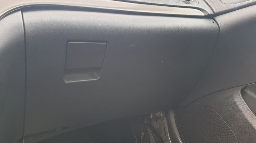 Airbag pasager bord dreapta Opel Insignia