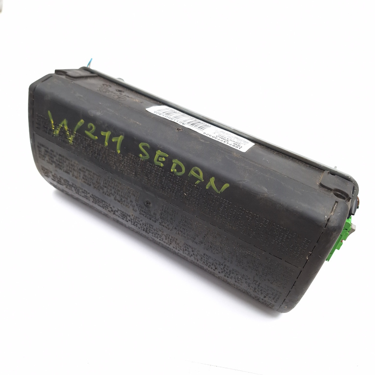 Airbag Pasager Frontal / Airbag Plansa Bord Mercedes-Benz E-CLASS (W211) 2002 - 2009 A2118601305, A 211 860 13 05, 2118601305, 30004780C, 30004780 C, 1007437730329, BAMPT11053, BAM-PT1-1053, 2118601305110401613251