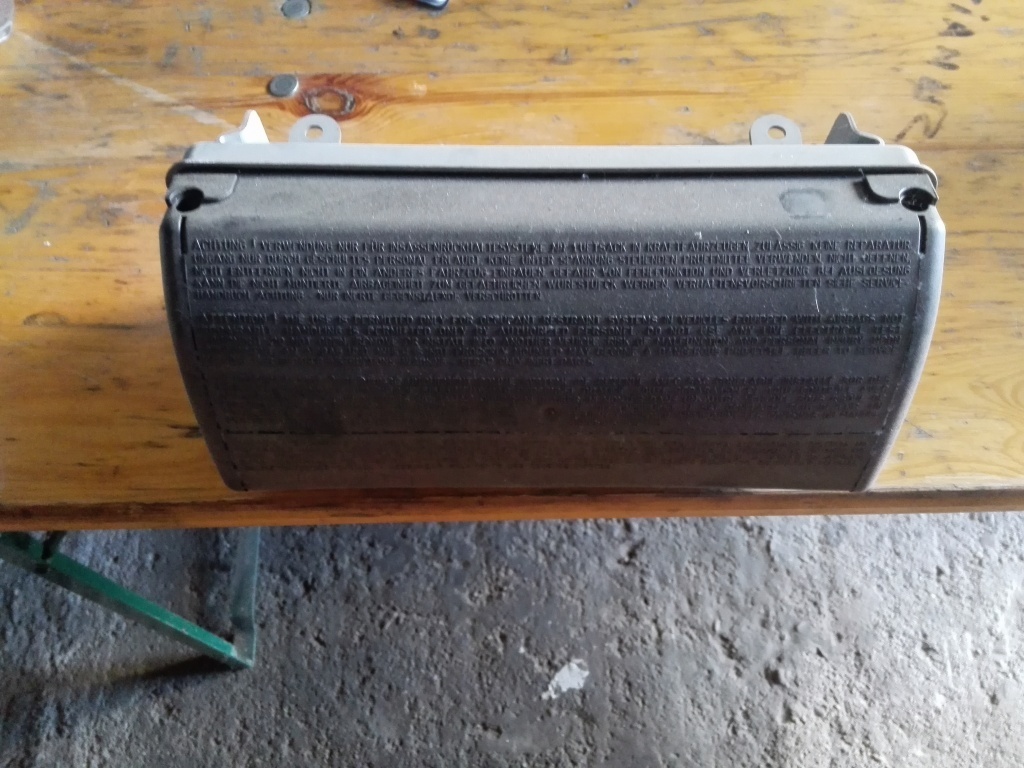 Airbag pasager mercedes e class w211 2002-2008 cod A2118603305