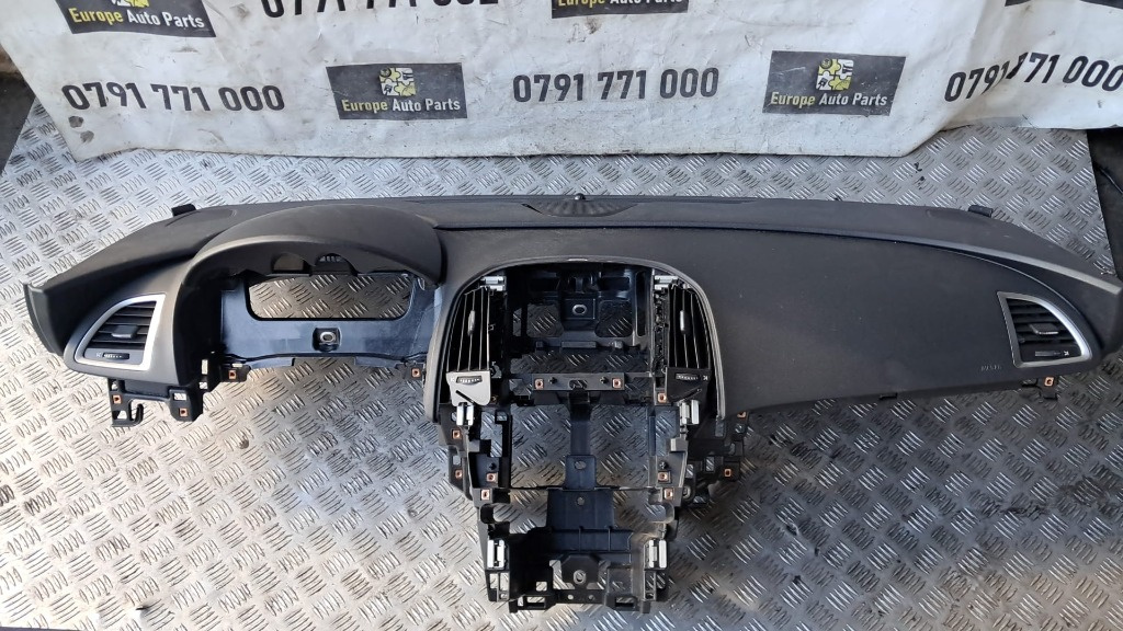 Airbag pasager Opel Astra J an 2011 cod 13314406