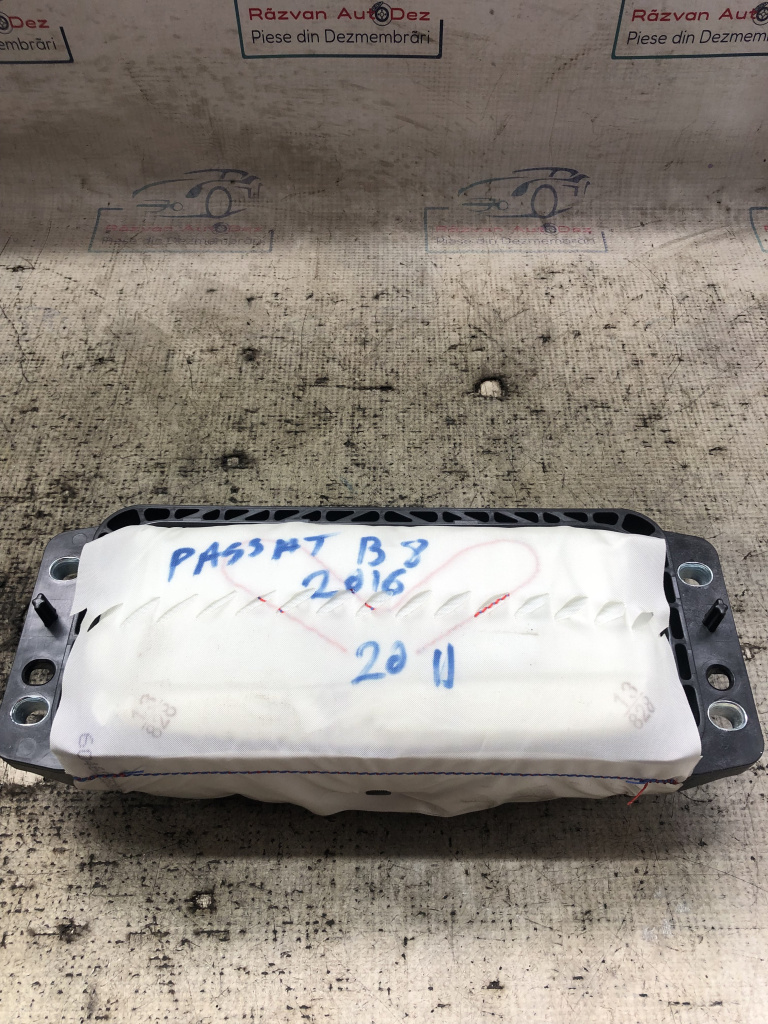 Airbag pasager Volkswagen Passat B8 2016, 3G0880204E