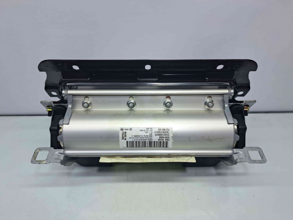 Airbag pasager Volkswagen Touareg (7LA, 7L6) [Fabr 2003-2010] 7L0880202