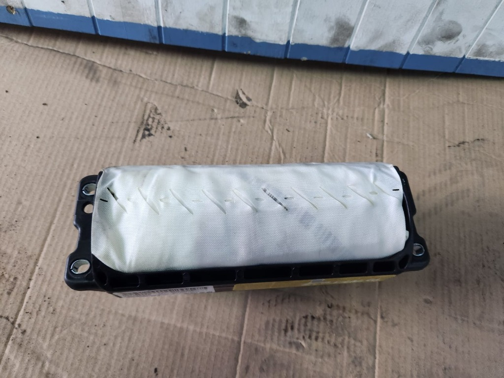 Airbag pasager Vw Passat B7 an de fabricatie 2012 Cod : 3AA880204