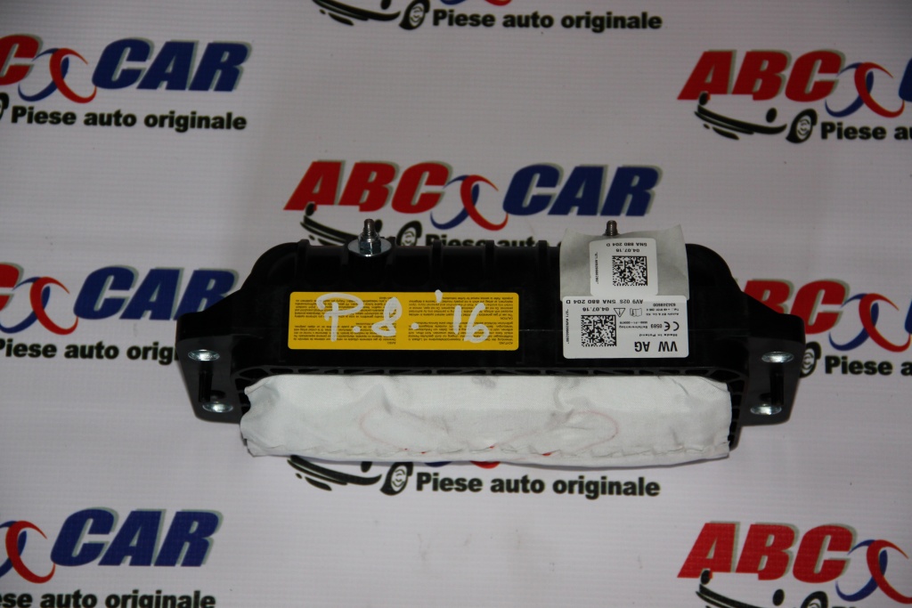Airbag pasager VW Passat B8 model 2015 - In prezent cod: 5NA880204D
