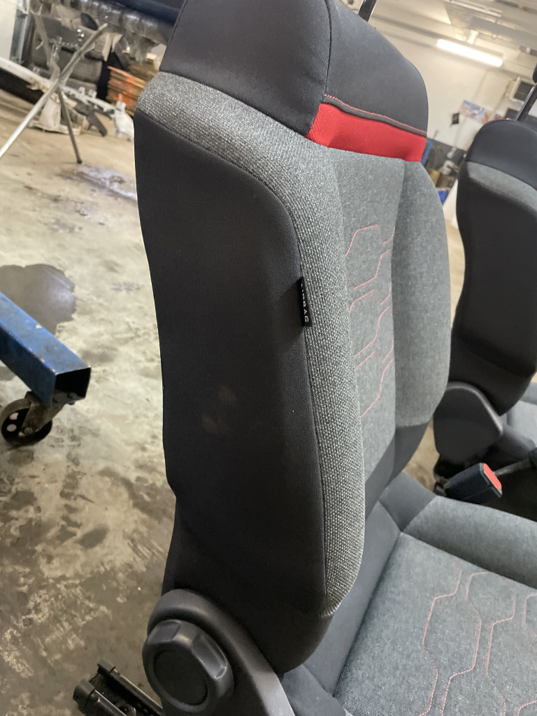 Airbag scaun dreapta fata Citroen C3 1.2 Benzina 2018