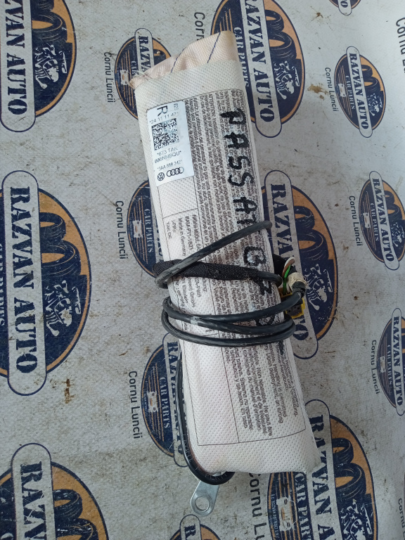 Airbag scaun dreapta fata Volkswagen Passat B7 2011, 3AA880242