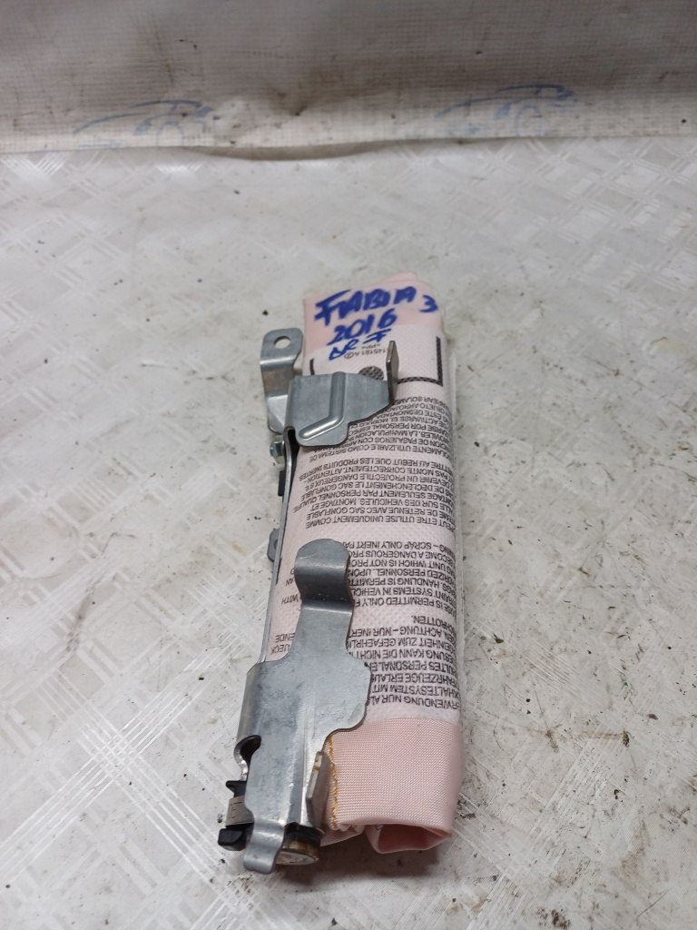 Airbag scaun dreapta fata Volkswagen Passat CC - Motorina 2010, 6V0880242D