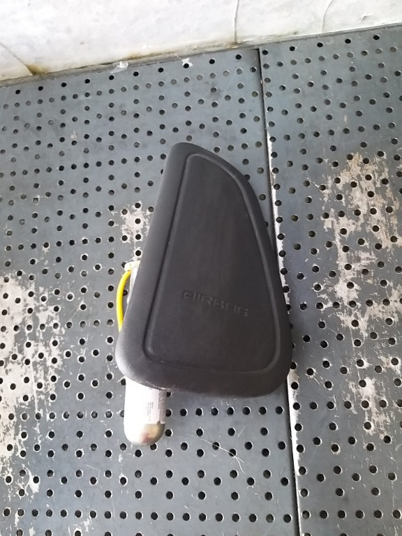 Airbag scaun dreapta opel meriva a x03 64127240c