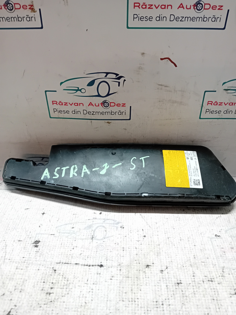 Airbag scaun stanga fata Opel Astra J 2013, 616656401A