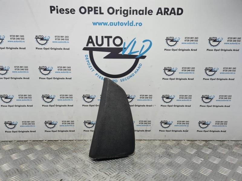 Airbag scaun stanga fata Opel Zafira B Facelift 2008-2014 13139837