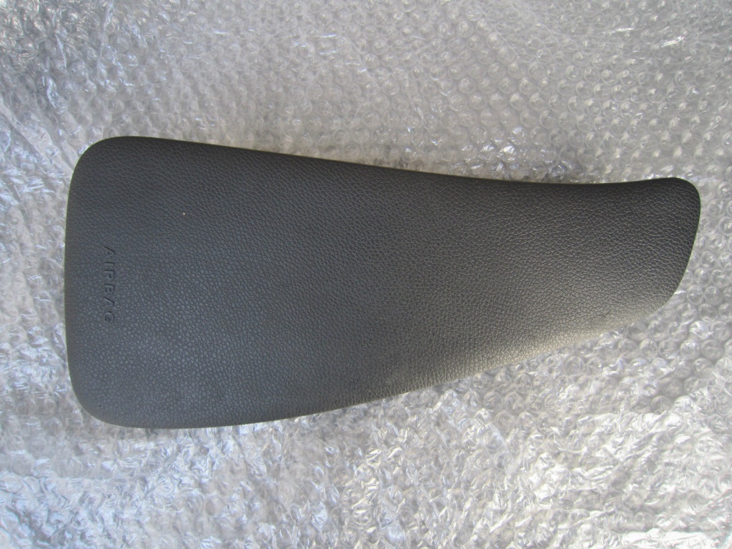 Airbag scaun stanga Mercedes C-class W204 A2048600105