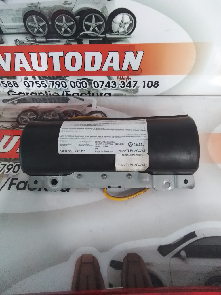 Airbag spate dreapta Audi A6 (2004-2011) [4F2, C6] 3.0 Motorina 2006, 4F0880442B