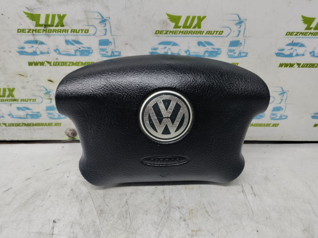 Airbag volan 3b0880201bm Volkswagen VW Passat B5 [1996 - 2000]