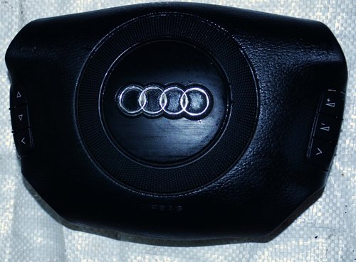 AIRBAG VOLAN + COMENZI AUDI A6 C5 2001 1.8T AWT 110KW 150CP BREK COMBI VOLAN DREAPTA ANGLIA AUTOMATA