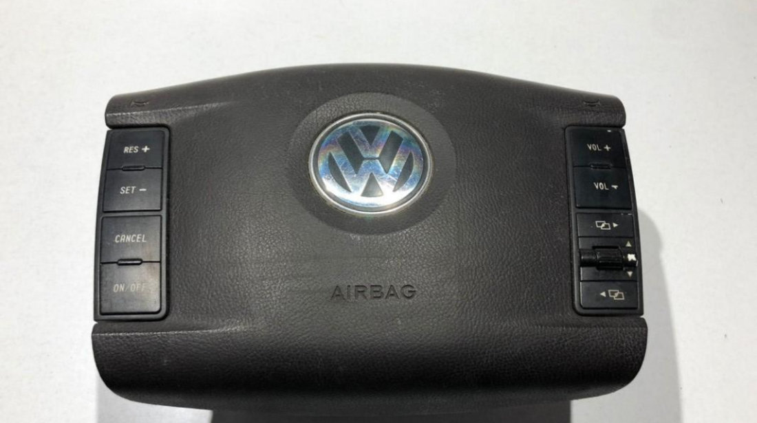 Airbag volan cu comenzi Volkswagen Touareg (2002-2006) 7l6880201da