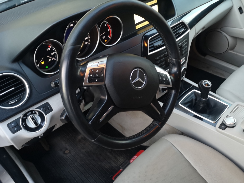 Airbag volan mercedes c220 cdi w204 facelift