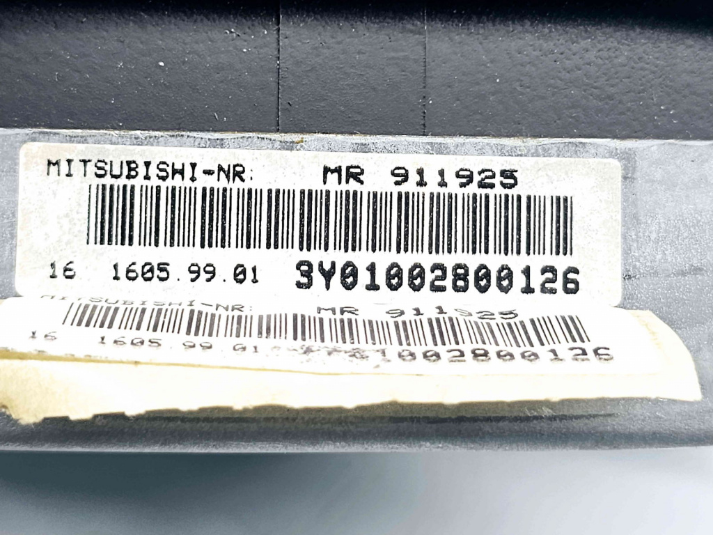 Airbag volan MITSUBISHI Carisma (DA) [Fabr 1995-2007] MR911925