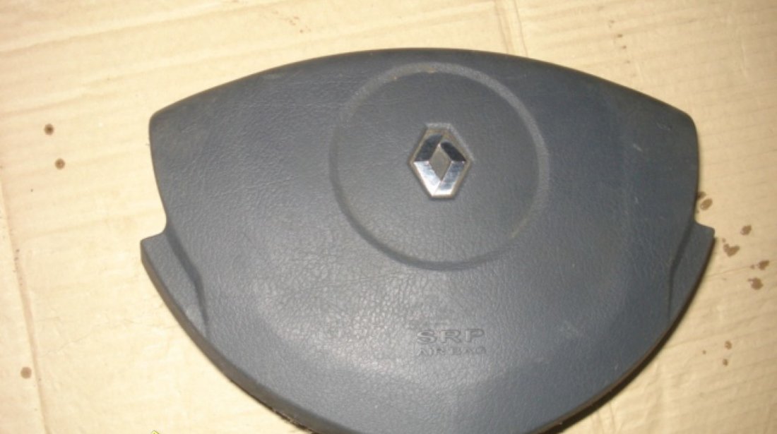 Airbag volan reno clio cod 82001142 02 A pret 200