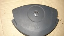 Airbag volan reno clio cod 82001142 02 A pret 200