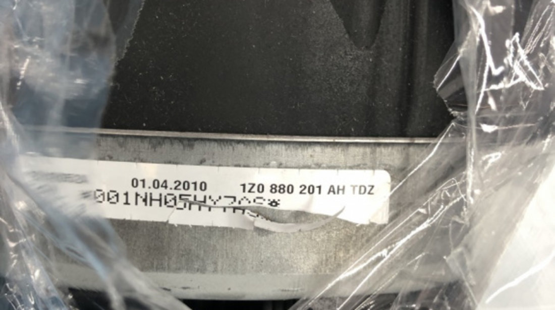 Airbag volan Skoda Superb 2 Combi 2.0 TDI DSG Automat 140cp sedan 2012 (1Z0880201)