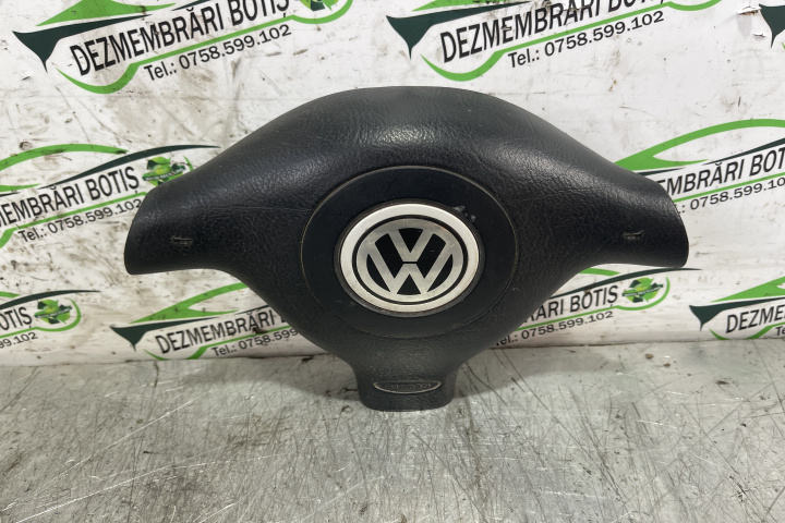 Airbag volan / sofer 3B0880201AG / 3B0 880 201 AG Volkswagen VW Golf 4 [1997 - 2006] Hatchback 3-usi 1.6 MT (105 hp)